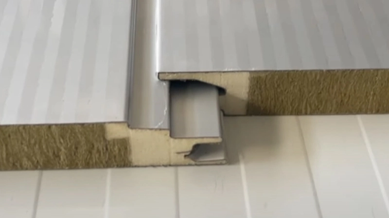 منتج النجمة في بناء الجدار الخارجي