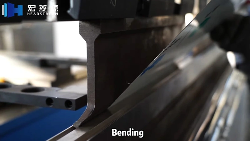 كيف يتم تصنيع ألواح قرص العسل ؟