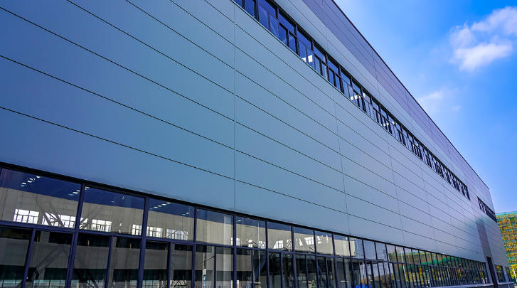 empowering-chinese-manufacturing-driving-innovation-in-the-new-energy-vehicle-industry-4.jpg empowering-chinese-manufacturing-driving-innovation-in-the-new-energy-vehicle-industry-4.jpg